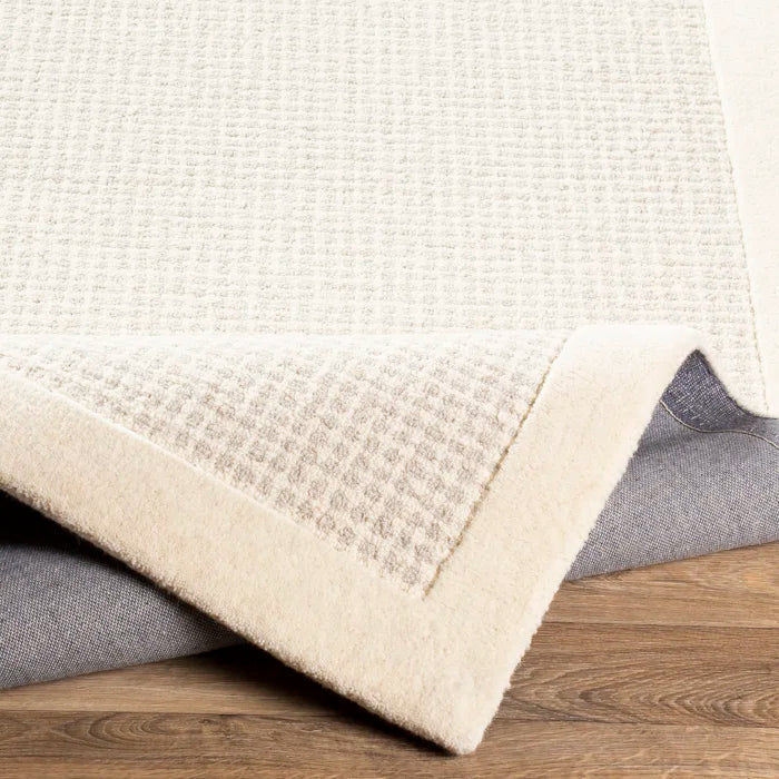 Viveiros Hand-Tufted Wool Area Rug